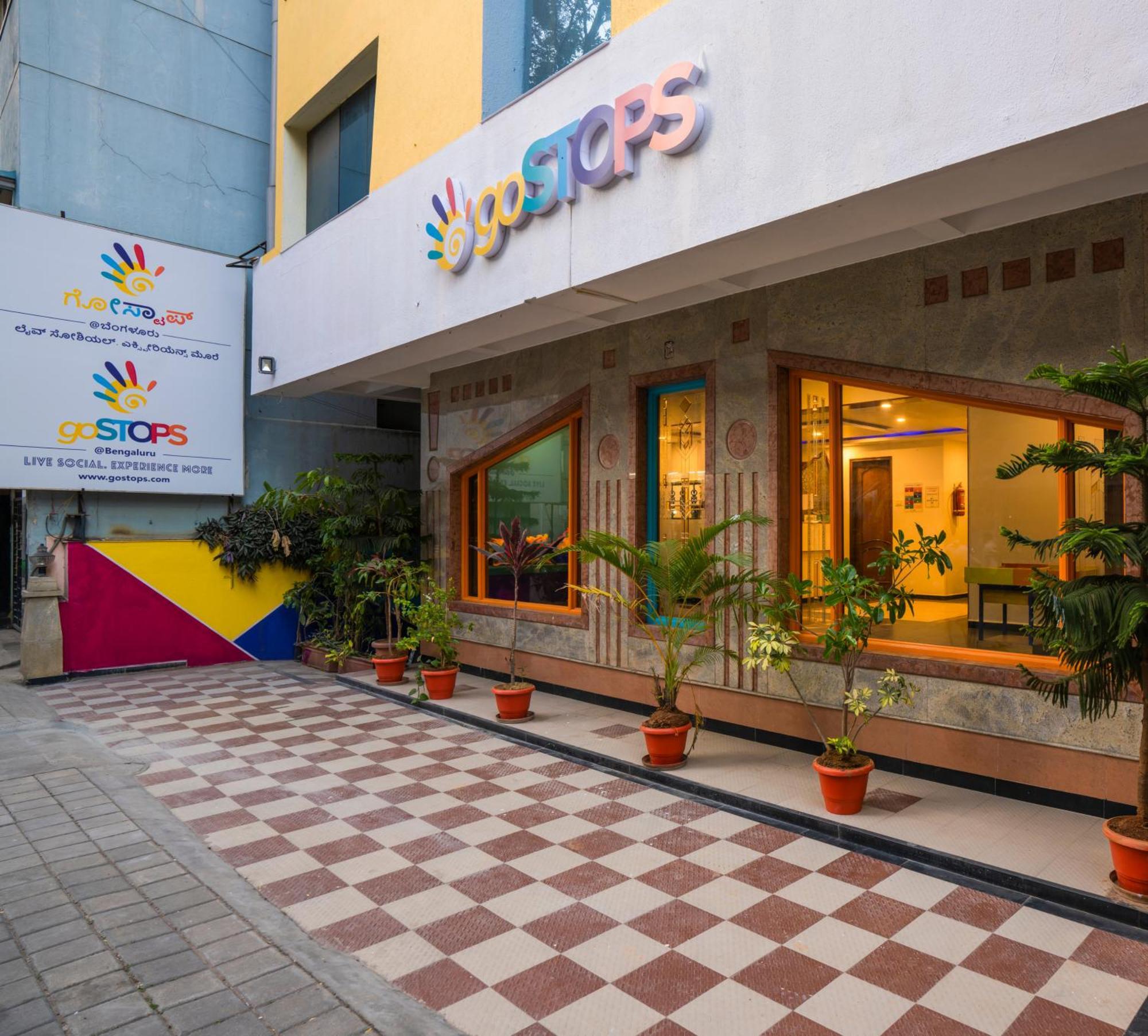 Gostops Bengaluru, Gandhi Nagar Majestic Dış mekan fotoğraf
